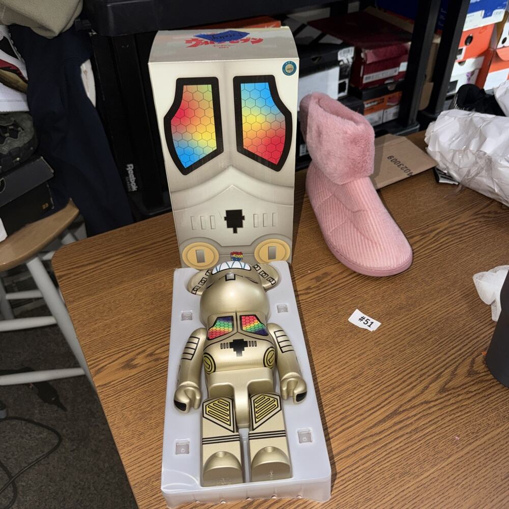 MEDICOM TOY BE@RBRICK King Joe from Ultraman 400% Height approx. 280mm